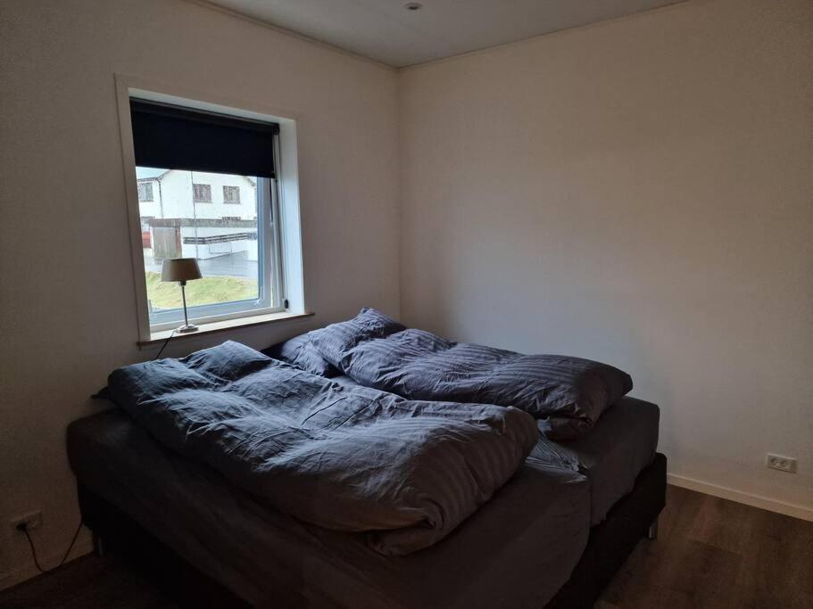 דירות Oyndarfjordur New Flat With Hot Tub - No3 מראה חיצוני תמונה